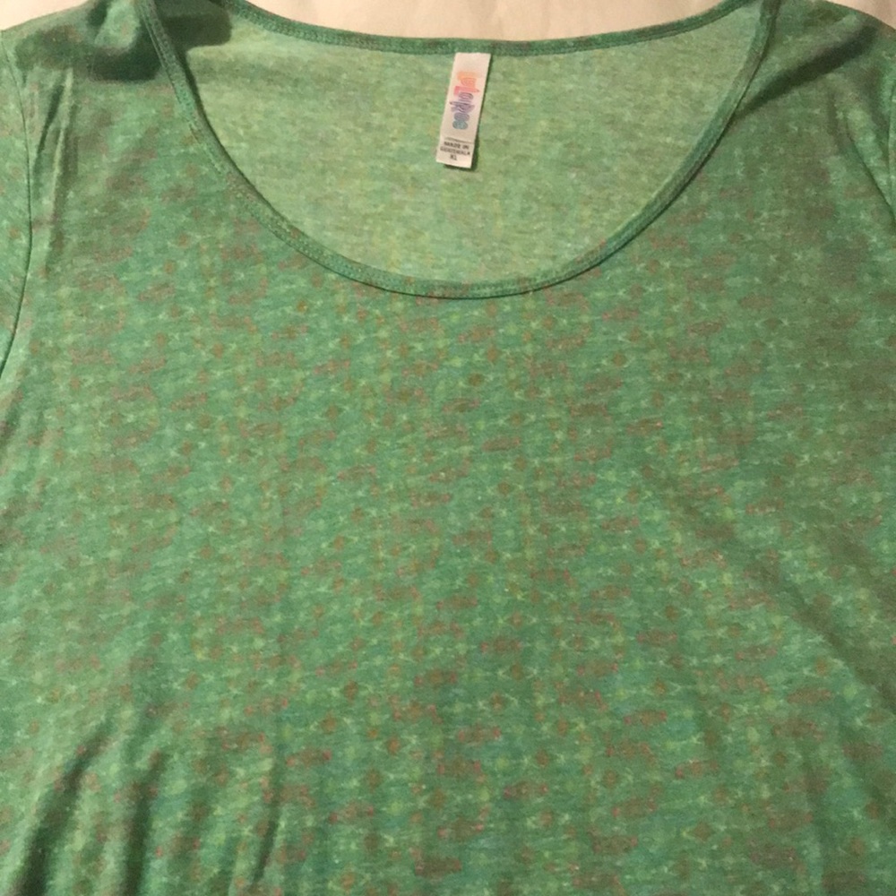 Lularoe perfect tee